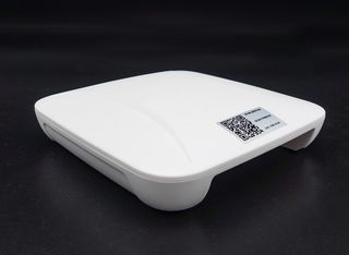 藍(lán)牙網(wǎng)關(guān)VDB3601外觀1.JPG 藍(lán)牙網(wǎng)關(guān)VDB3601外觀1.JPG