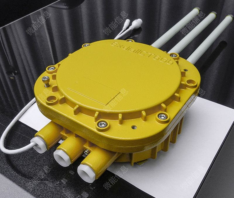 VDB2613-800-800.JPG VDB2613-800-800.JPG